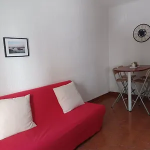 Appartement Paisible Appart Sur Cour, Parking, Perier, Marseille